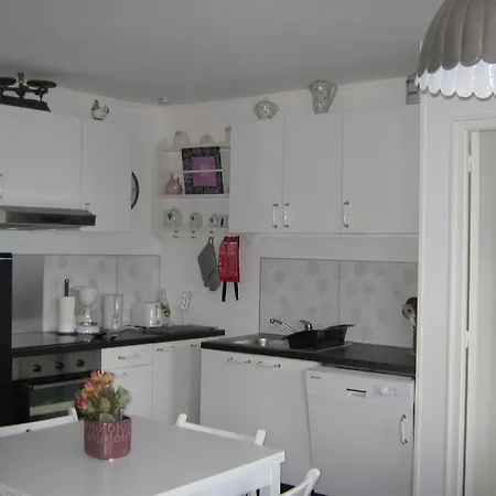 Holiday home Le Pont De L'aure Isigny-sur-Mer